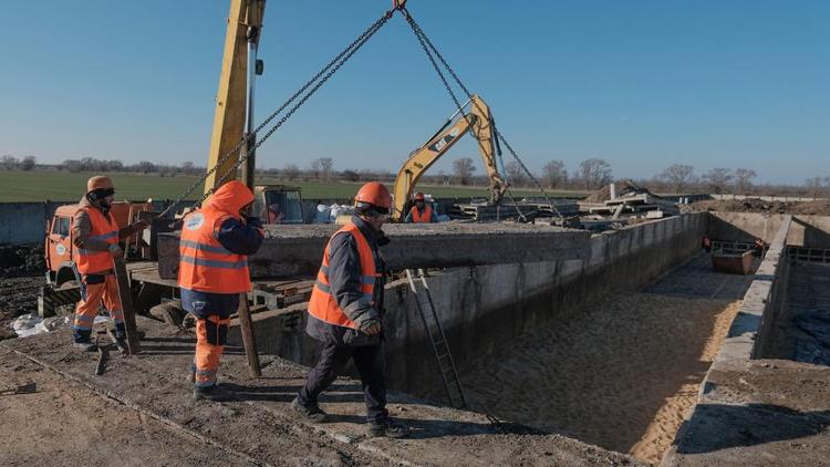 Началось строительство второго крупного участка межпоселкового водовода в Предгорном округе