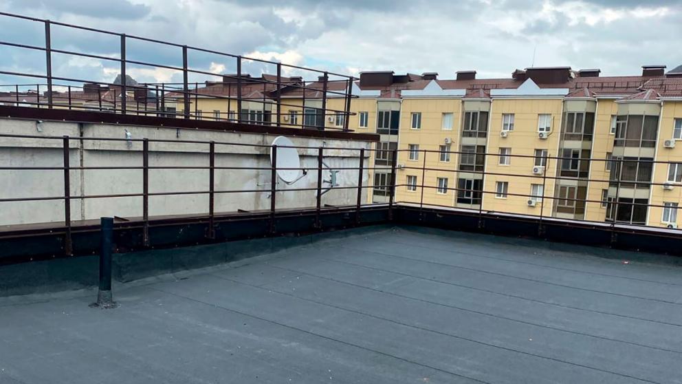 Ремонт крыши в доме 1994 года постройки провели в Лермотове