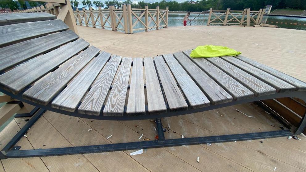 Главу Кисловодска возмутил мусор, оставленный отдыхающими на Старом озере