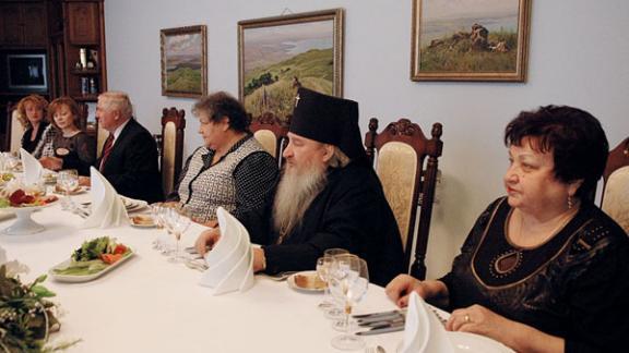 Прием матерей и вдов военнослужащих состоялся в ПСК