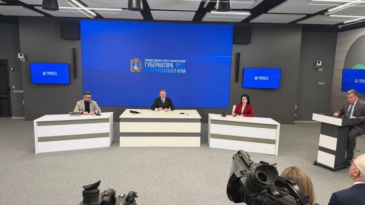 В посёлке на Ставрополье решат проблему с водой после прямой линии губернатора