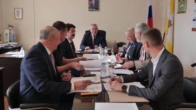 На Ставрополье избрали глав Кочубеевского и Предгорного округов