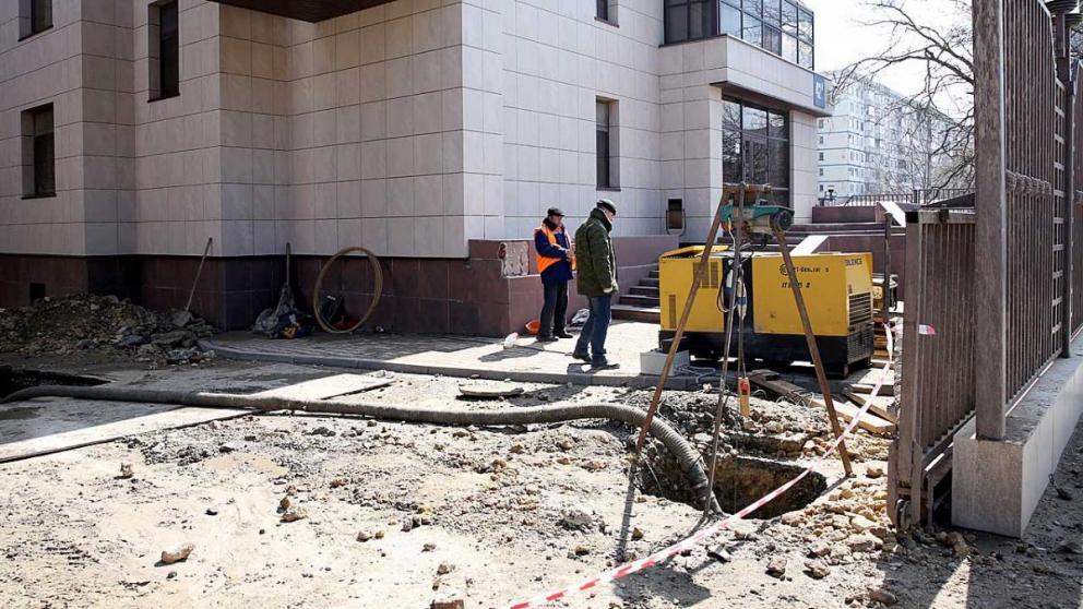 В Ставрополе продолжается ликвидация аварии на коллекторе