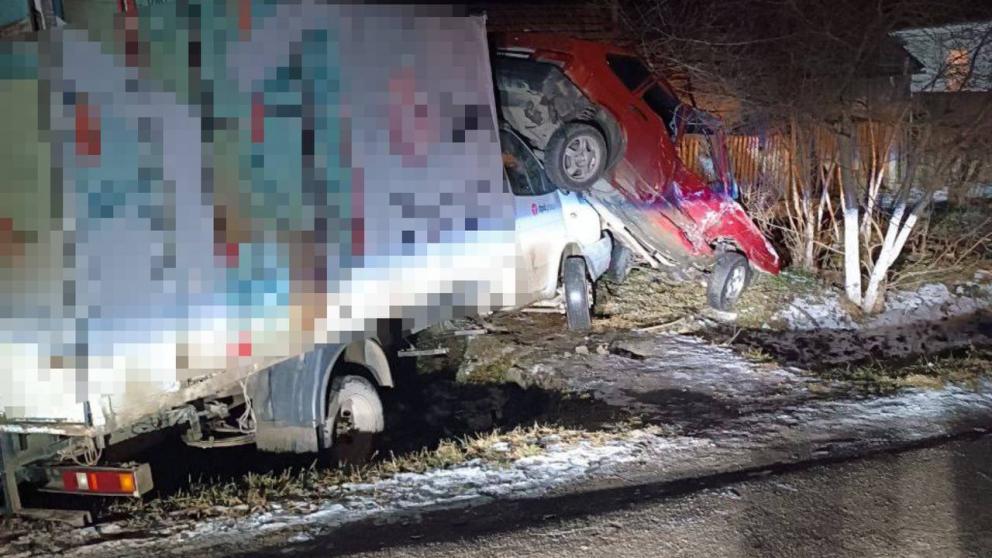 В Минеральных Водах водитель без прав устроил ДТП с тремя пострадавшими