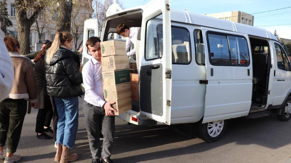 Команды Будённовской лиги КВН собрали посылки для военнослужащих СВО