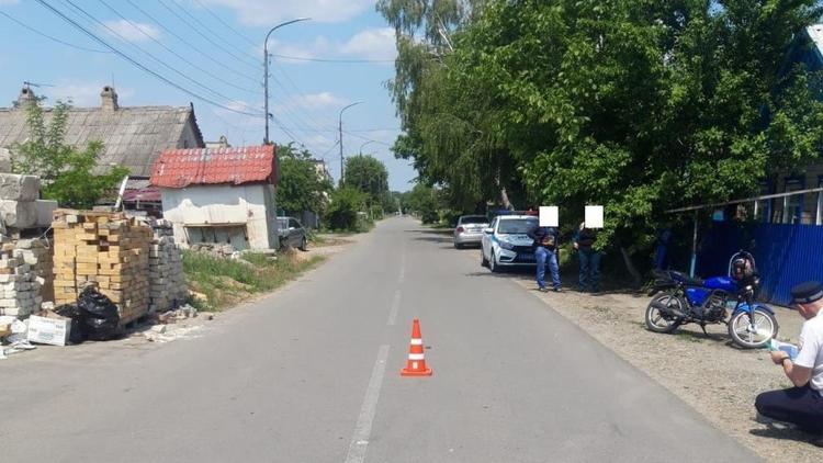 Подросток на мопеде сбил ребёнка в городе Изобильном на Ставролье