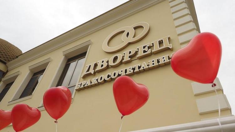 На Ставрополье в 2023 году 4,8 тысячи мужчин узаконили своё отцовство