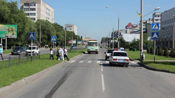 В Невинномысске «Ока» сбила мужчину прямо на пешеходном переходе