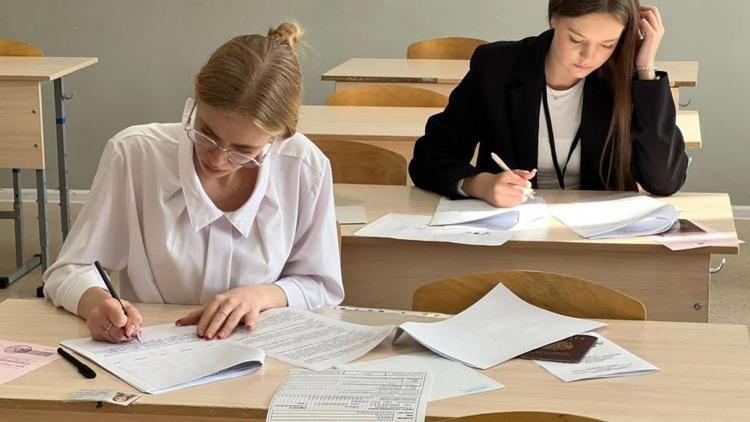 Свыше 700 школьников Ставрополя написали олимпиаду