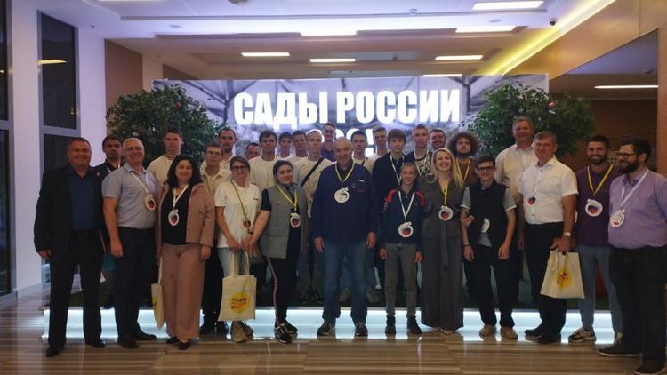 На Ставрополье будущие садоводы посетили выставку PRO ЯБЛОКО