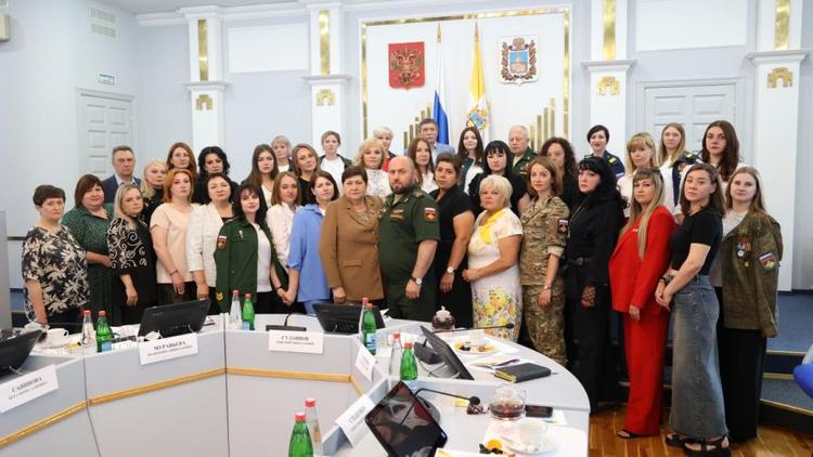 В Думе Ставрополья прошёл приём вдов защитников Отечества