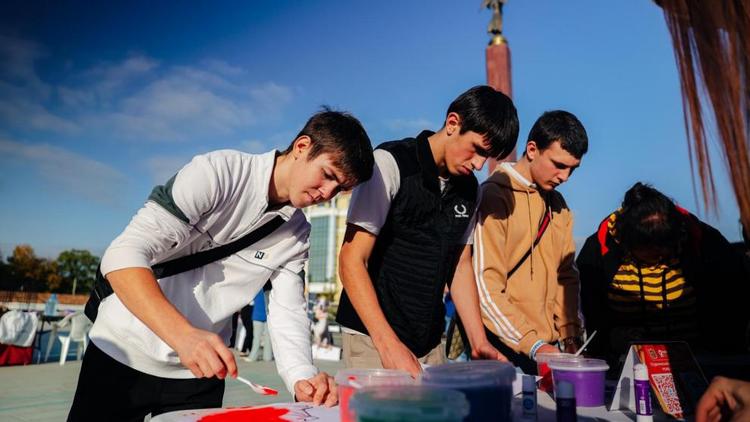 Более 800 мероприятий провели социально ориентированные НКО в Ставрополе