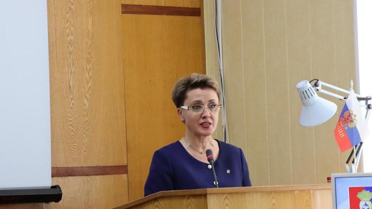 Вера Шейкина вновь избрана главой Ипатовского округа