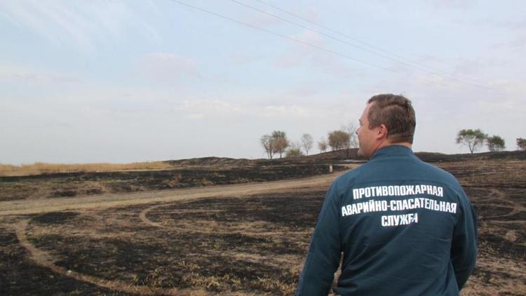 В Андроповском районе горел полигон ТБО