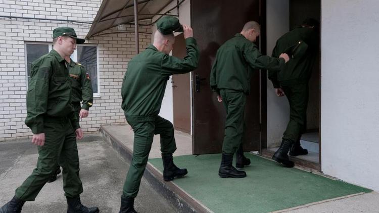 Глава Ставрополья поздравил сотрудников военкоматов с профессиональным праздником