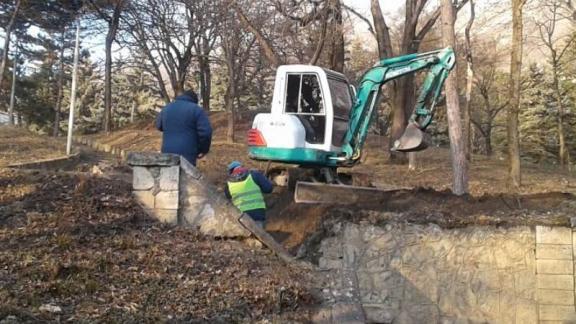 Эммануэлевский парк в Пятигорске начали реконструировать