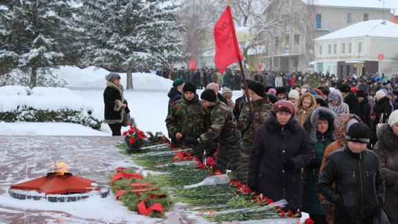 Годовщину освобождения от немецко-фашистских захватчиков отметили в Александровском районе