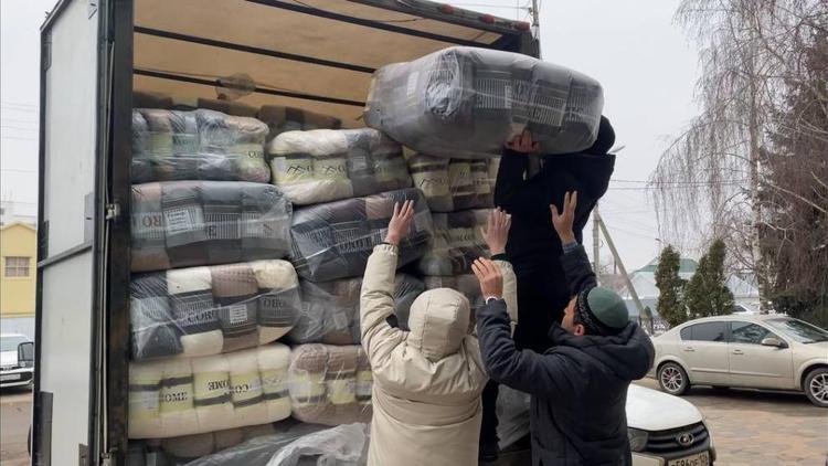 Мусульмане Ставрополья отправили на Донбасс новую партию гуманитарного груза