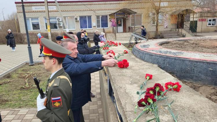 Митинг в честь 80-летия освобождения от фашистской оккупации прошёл в Арзгире