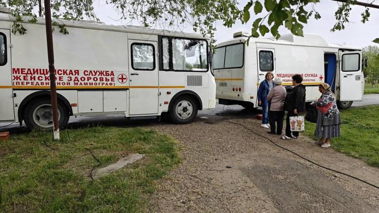 В посёлке Новоалександровского округа Ставрополья побывала медбригада 