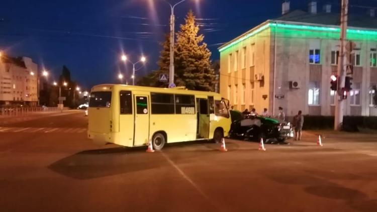 В Ставрополе в ДТП с автобусом пострадали 5 человек