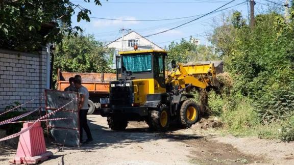 В Монастырском тупике Ставрополя продолжаются восстановительные работы