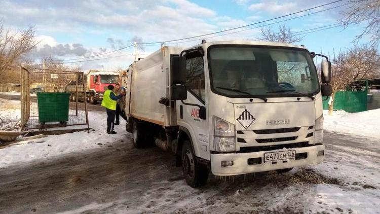 Ставропольский регоператор объяснил причину задержки вывоза мусора