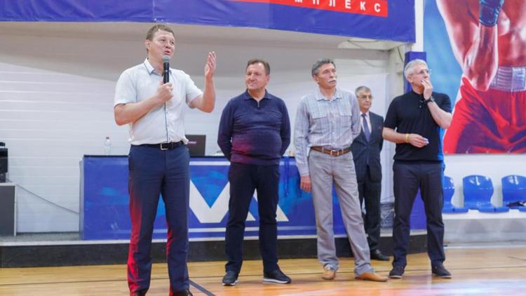 В Ставрополе завершился гандбольный «Кубок Лаврова» 