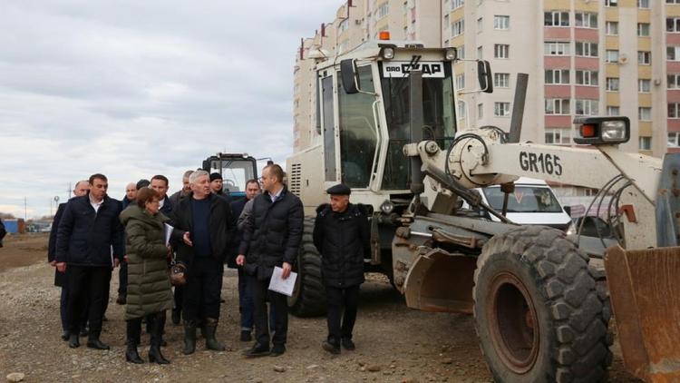 Ремонт дороги на улице 45-я Параллель в Ставрополе завершится к 1 июня