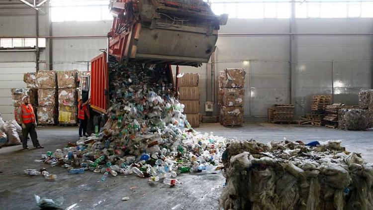 Жители села Острогорка будут платить вдвое меньше за вывоз мусора