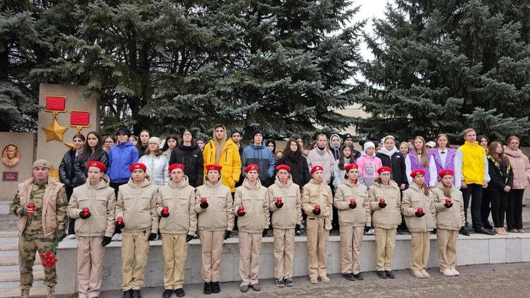 В Предгорном округе Ставрополья поздравили Героев России