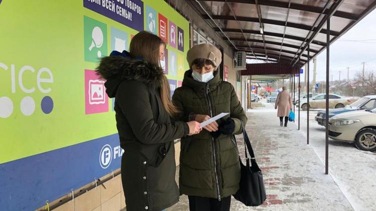 В ставропольском селе Новоселицком волонтёры рассказали о земляках-героях