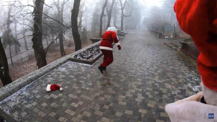 КВНщики показали жителям Ставрополья один день из жизни Деда Мороза