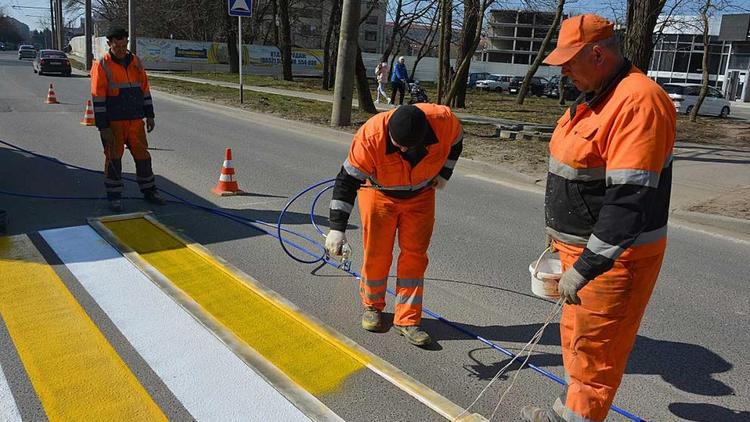 В Ставрополе начали обновлять разметку на дорогах