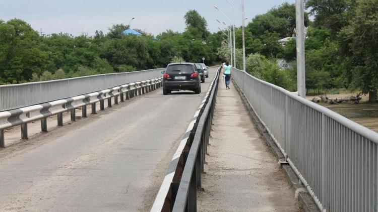 Мост через реку Калаус на Ставрополье отремонтируют в 2022 году