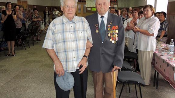 Частичка истории Апанасенковского района - в клубе «Родник жизни»