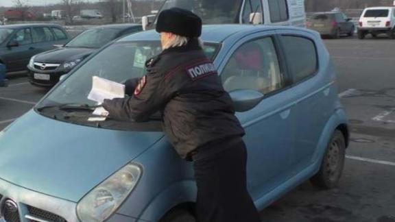 Стоянку автомобилей на местах для инвалидов проверили невинномысские полицейские