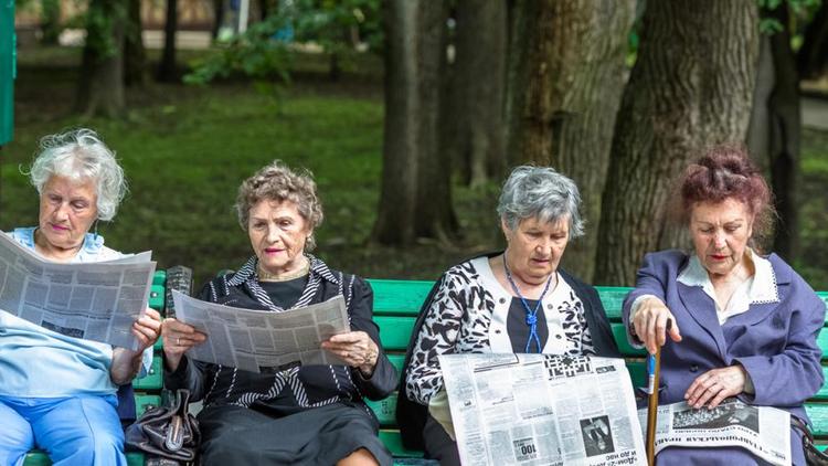 Жителям Ставрополья рассказали о доставке пенсий и социальных выплат в праздничные дни