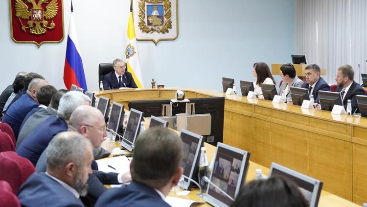 Губернатор Ставрополья встретился с активистами Народного фронта для обсуждения проектов