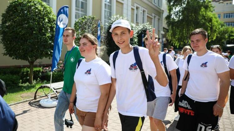 В СКФУ стартовала «Университетская смена» для детей Донбасса 
