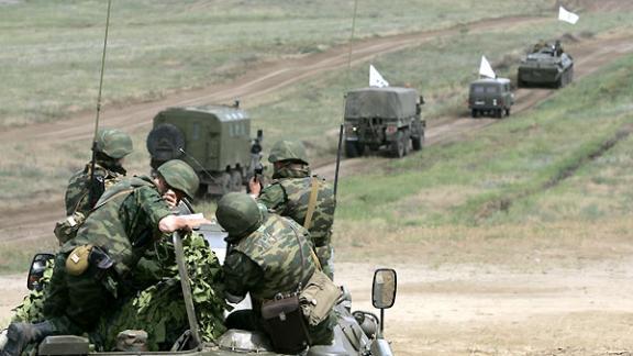 Маневры по уничтожению условного противника отрабатываются на полигоне в Курском районе