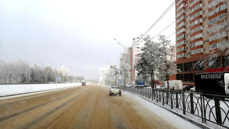 В Госавтоинспекции просят ставропольских водителей соблюдать дистанцию