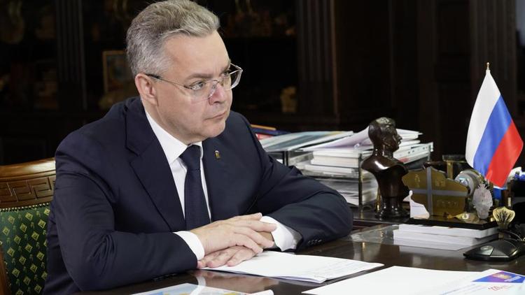 Губернатор Владимиров поручил проконтролировать модернизацию детских лагерей