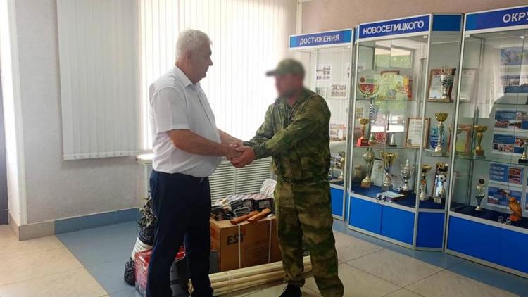 Полезный груз собрали для бойцов СВО в Новоселицком округе