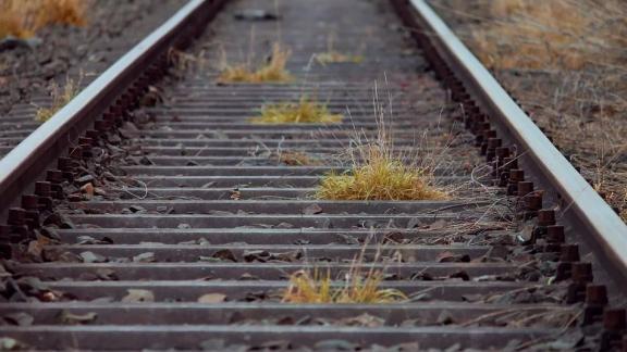 На Ставрополье ударило током подростка, залезшего на крышу поезда ради селфи