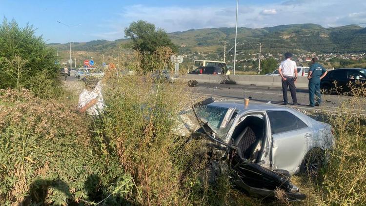 В Кисловодске произошло ДТП с участием маршрутки и легкового авто