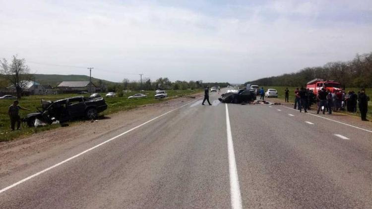 Два человека погибли в ДТП в Труновском районе