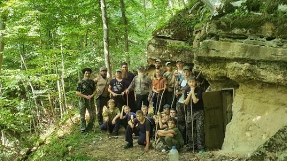 Ипатовские ребята побывали в древней христианской пустыни в Адыгее