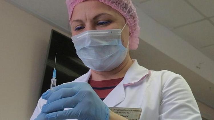 На Ставрополье вакцинацию против коронавируса завершили ещё 154 человека