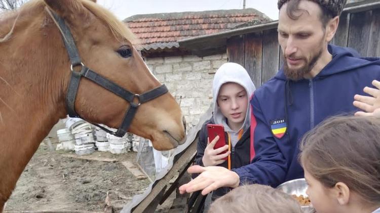 На Ставрополье «Петровским казачатам» помогают получить всестороннее развитие